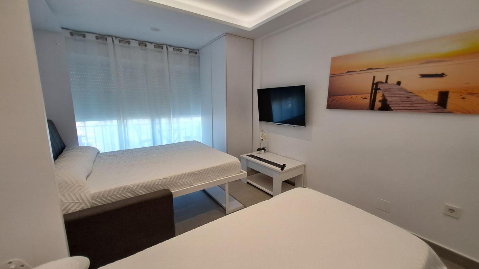 Studio Perla Costa Del Sol فوينخيرولا المظهر الخارجي الصورة